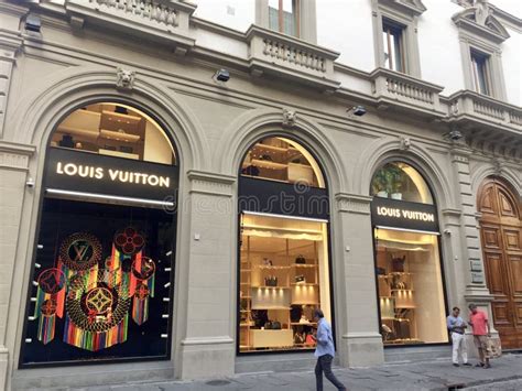 louis vuitton official website italy|italy louis vuitton outlet.